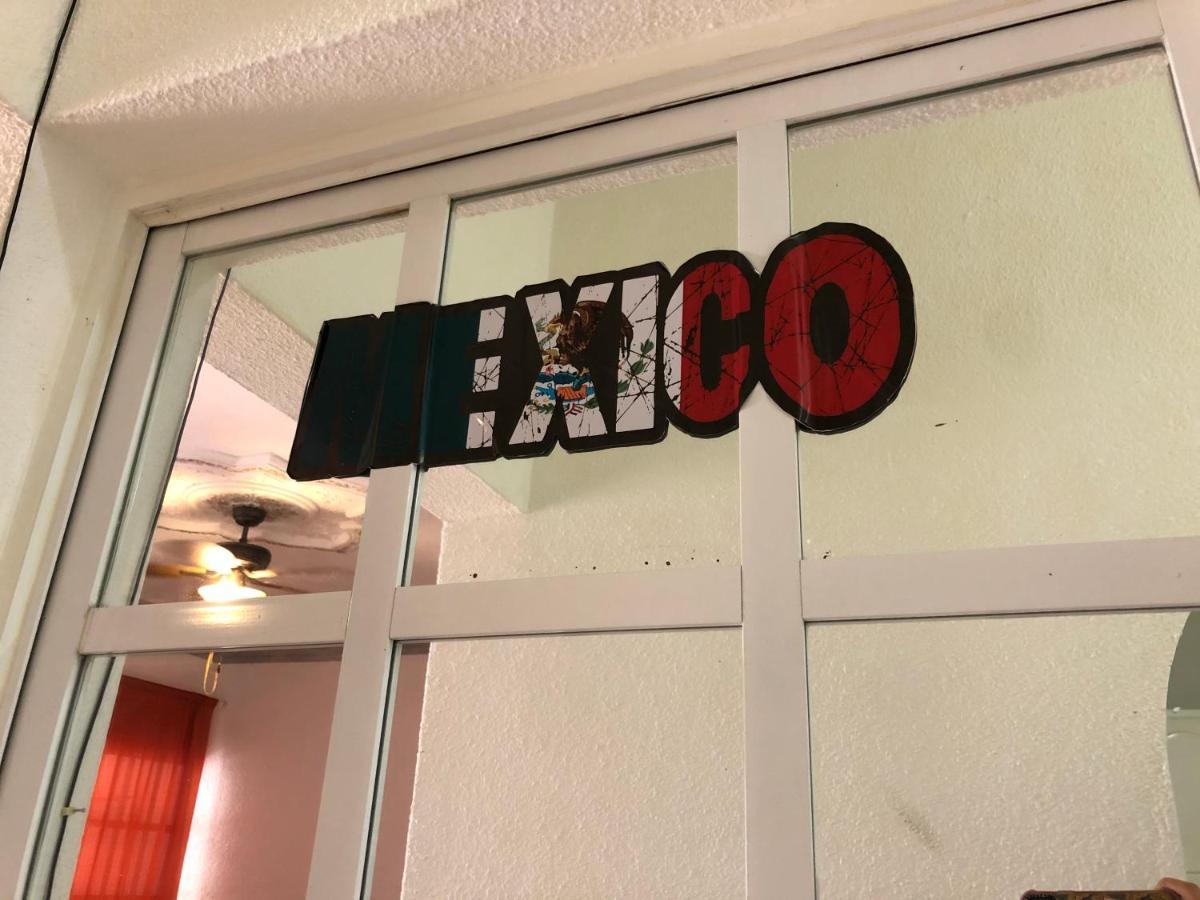 Mini Hostal Cultural De マサトラン エクステリア 写真