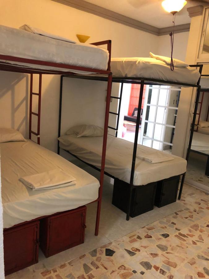 Mini Hostal Cultural De マサトラン エクステリア 写真